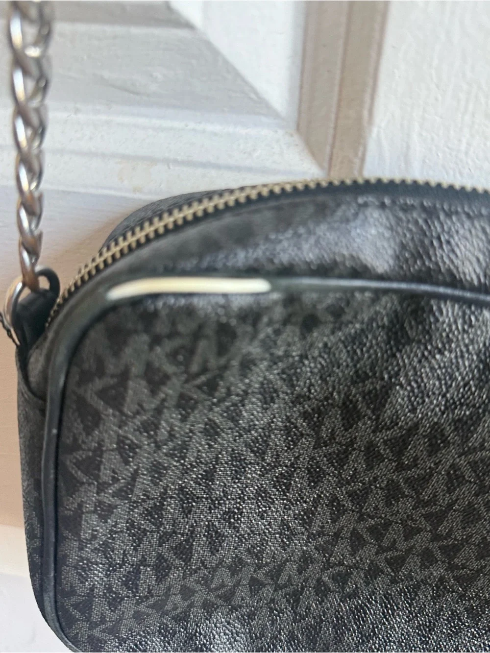 Michael Kors Jet Set Large Monogram Crossbody Bag (As-Is / Repair)